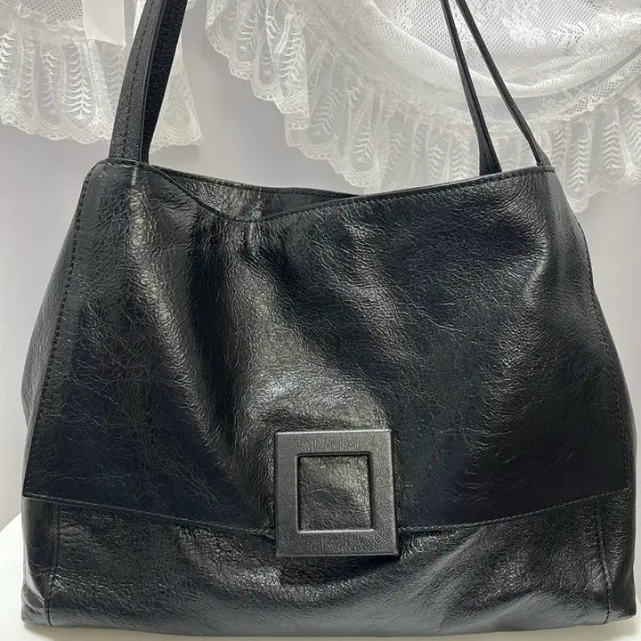 [BUNJANG] Lounge and Lunge Capri M Shoulder Bag / 루즈앤라운지 카프리 M 숄더백