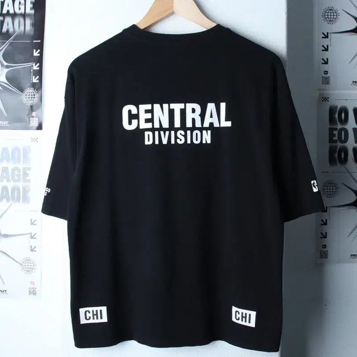[BUNJANG] NBA Chicago Bulls Black Limited Edition T-shirt / (S-M) NBA 엔비에이 반팔 티셔츠 시카고불스 블랙 한정판-180F3