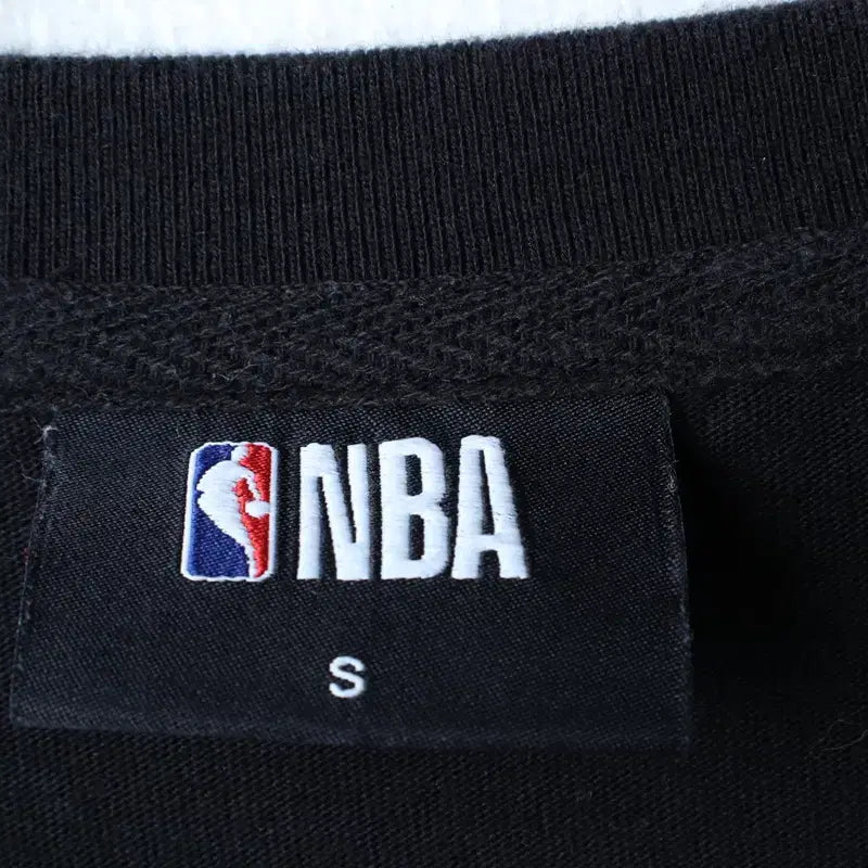 [BUNJANG] NBA Chicago Bulls Black Limited Edition T-shirt / (S-M) NBA 엔비에이 반팔 티셔츠 시카고불스 블랙 한정판-180F3