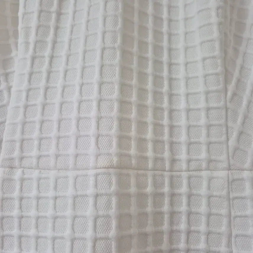 [BUNJANG] Banana Republic Textured White Flare Dress / [바나나리퍼블릭] 화이트 텍스쳐 플레어 원피스