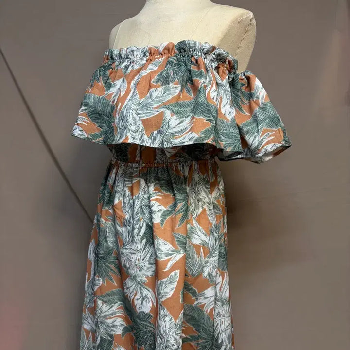 [BUNJANG] Off-Shoulder Floral Shirred Maxi Dress / 오프숄더 휴양지룩 플라워 패턴 셔링 원피스