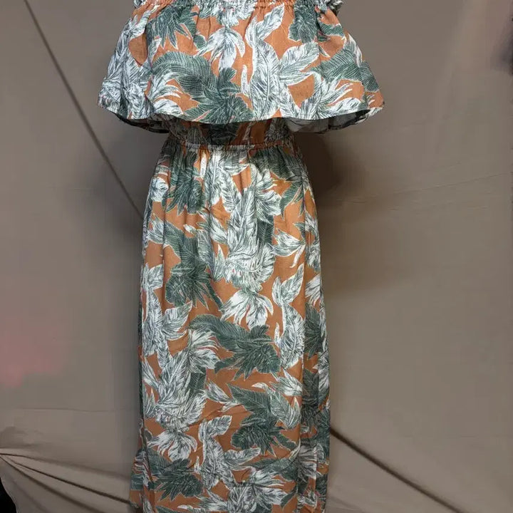 [BUNJANG] Off-Shoulder Floral Shirred Maxi Dress / 오프숄더 휴양지룩 플라워 패턴 셔링 원피스