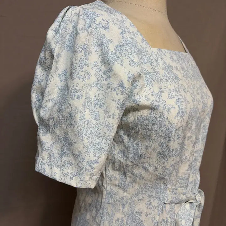 [SOLD OUT] 플라워 패턴 블루 한 여름 시원한 롱 원피스