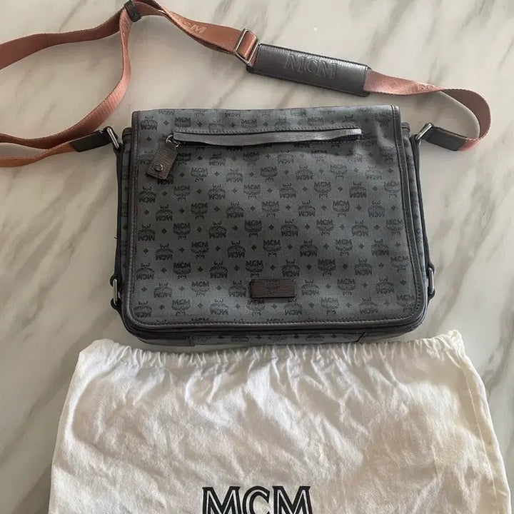 [SOLD OUT] MCM 크로스백