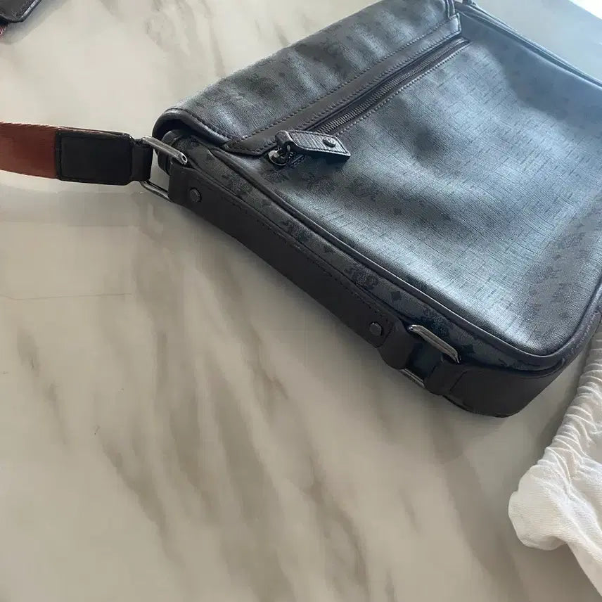 [SOLD OUT] MCM 크로스백