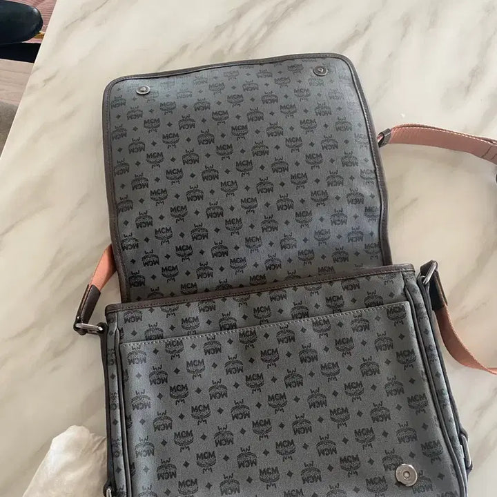 [SOLD OUT] MCM 크로스백