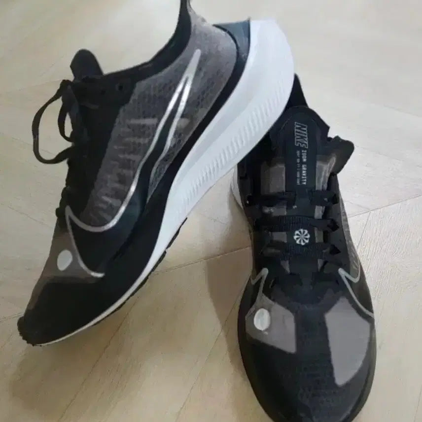 [SOLD OUT] 나이키 ZOOM GRAVITY 블랙 우먼 250