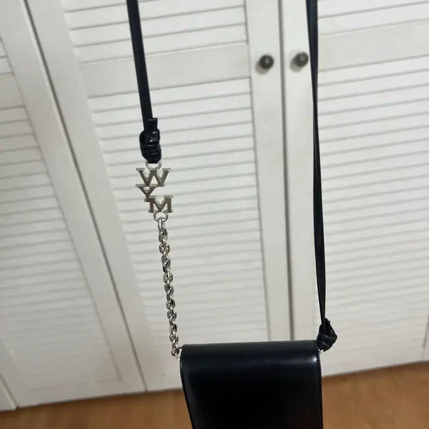 [BUNJANG] Wooyoungmi Cross Leather Wallet / 우영미 크로스 레더 월렛 블랙