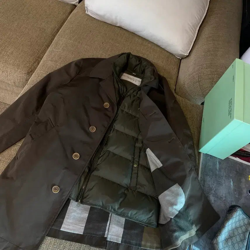 [SOLD OUT] 버버리 투인원 턴브릿지 카코트 ㅡ100사이드