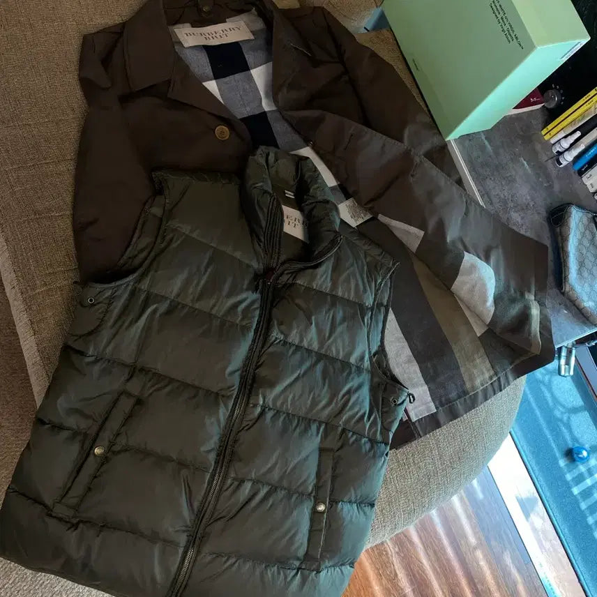 [SOLD OUT] 버버리 투인원 턴브릿지 카코트 ㅡ100사이드