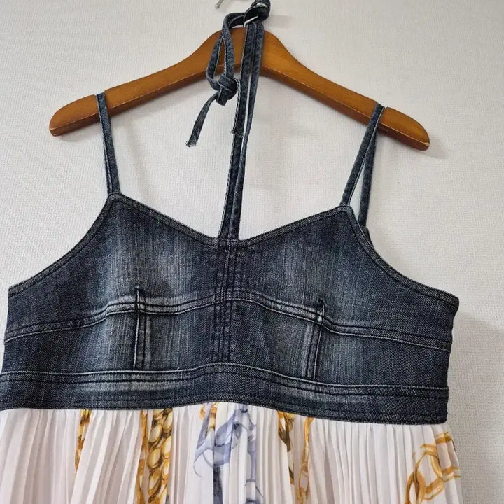 [BUNJANG] GIGOTT Denim Chain Pleated Long Dress / [지고트]청 데님 체인 패턴 플리츠 롱 원피스