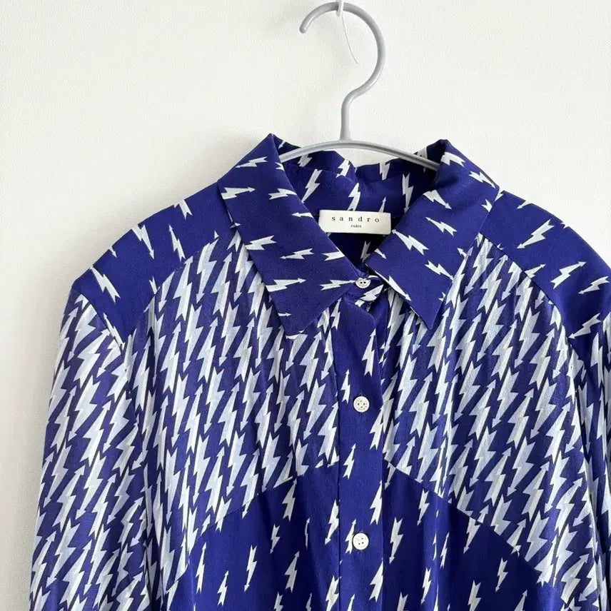 [BUNJANG] Sandro Cinie Lightning Bolt Print Shirt / 산드로 프린팅 블루 셔츠_Cinie Lightning Bolt Print
