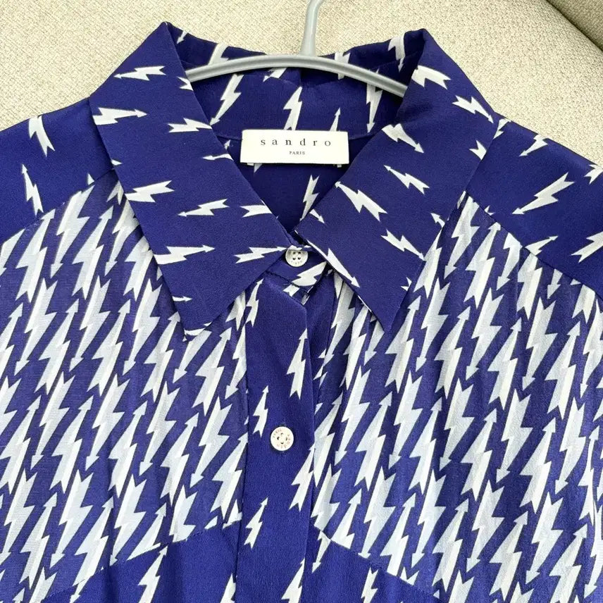 [BUNJANG] Sandro Cinie Lightning Bolt Print Shirt / 산드로 프린팅 블루 셔츠_Cinie Lightning Bolt Print