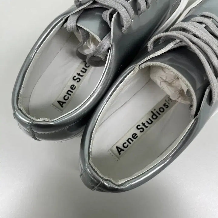 [BUNJANG] Acne Studios Metallic Silver Sneakers / [정품] 아크네스튜디오 메탈릭 실버 스니커즈 36(230~235)