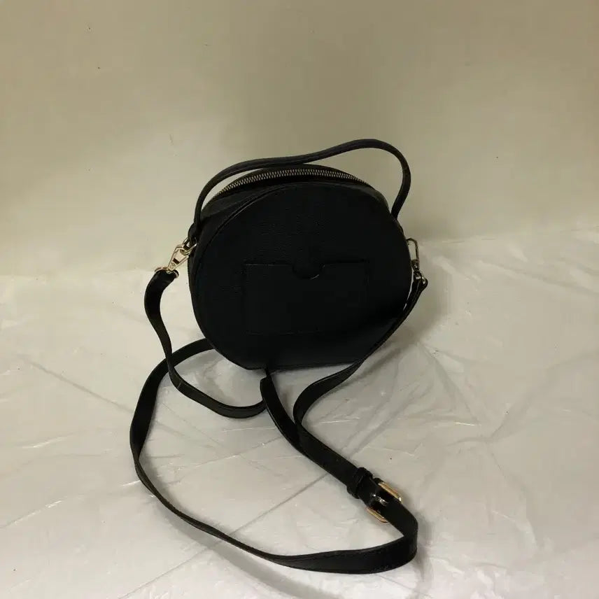 [BUNJANG] Oryany Crossbody Bag / 오야니 크로스백@9940