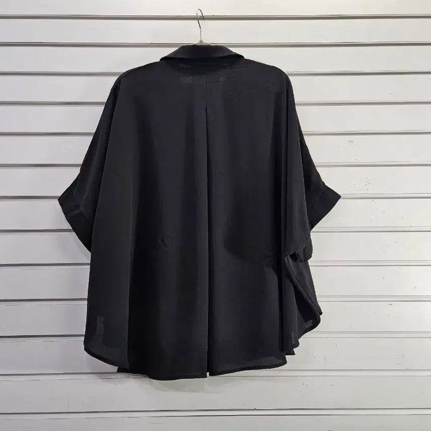 [SOLD OUT] 블랙 오버핏 박시 블라우스/보물찾기천사