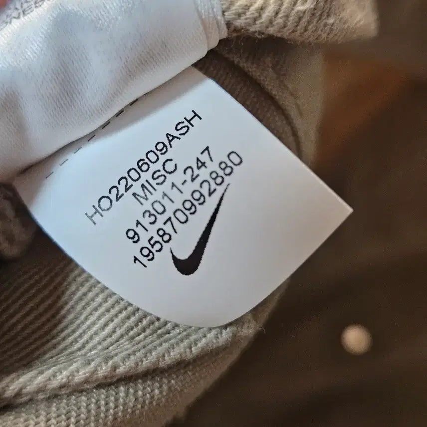 [BUNJANG] Nike Heritage86 Khaki Ball Cap / 나이키 헤리티지86 카키 볼캡 913011