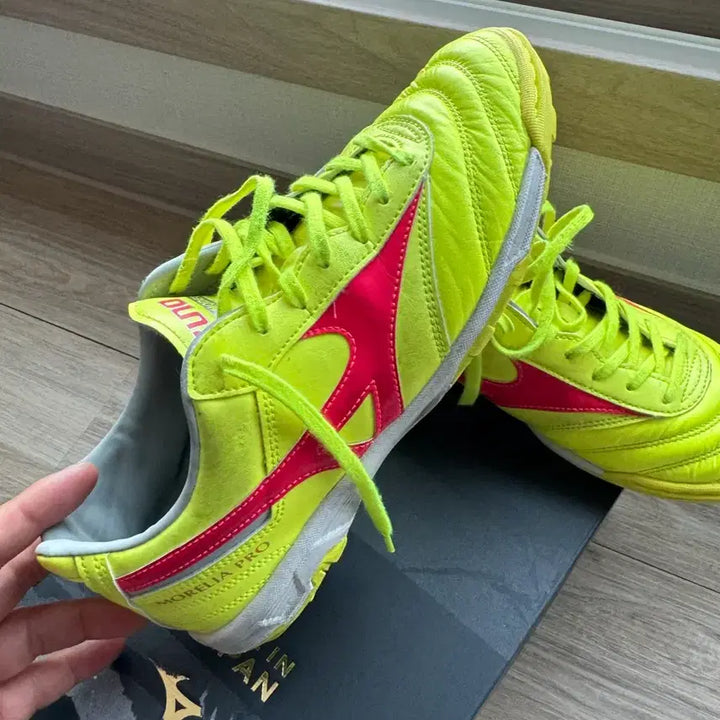 [BUNJANG] Mizuno Morelia Pro TF Futsal Shoes / 모렐리아 프로 풋살화