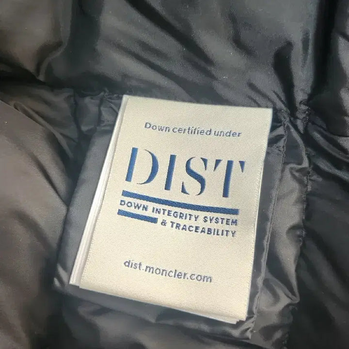 [SOLD OUT] 몽클레어 블랙 퍼 패딩 정품