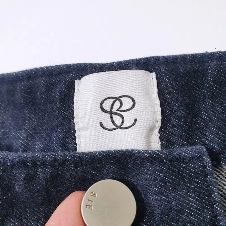 [SOLD OUT] sie 시에 앤 스트레이트 포켓 데님 팬츠