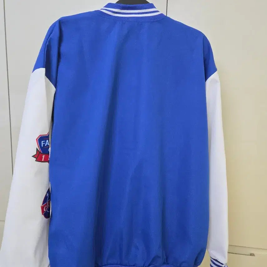[BUNJANG] Blue and White Baseball Jacket / 블루 화이트 배색 야구 점퍼