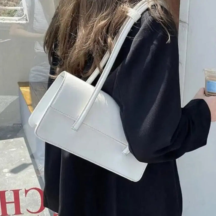 [BUNJANG] Avely Modern White Shoulder Bag / 에이블리 모던한 화이트 숄더백