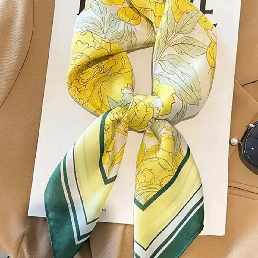 [SOLD OUT] 플라워 프린트 스카프 (새상품)