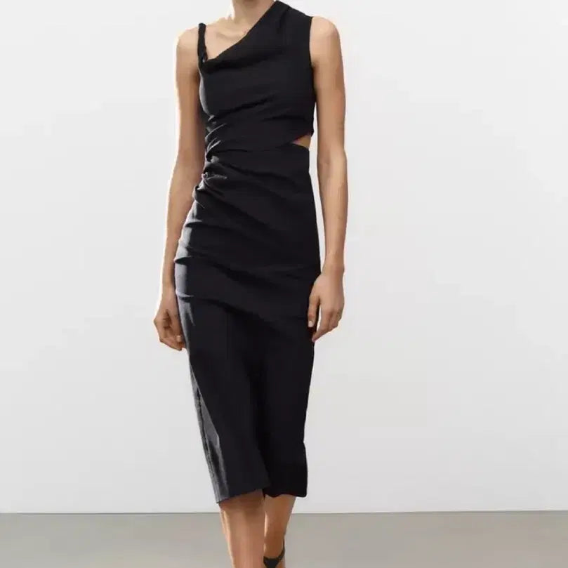 [BUNJANG] ZARA Black One-Shoulder Drape Dress / 자라 블랙 원숄더 드레이프 원피스, 드레스, 파티