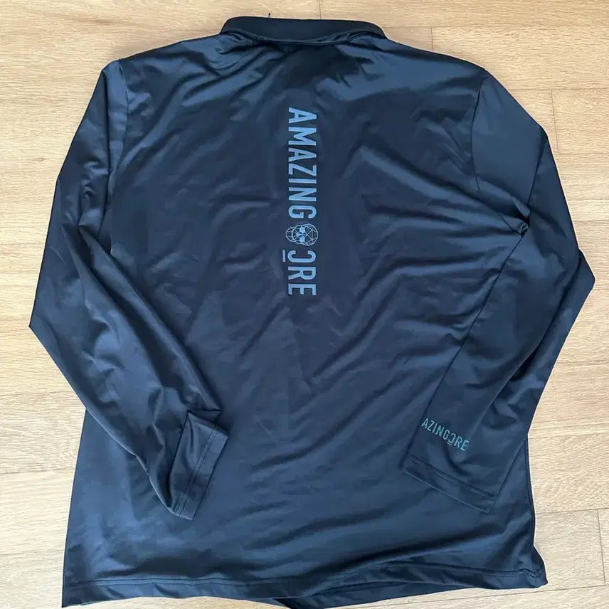 [SOLD OUT] AMAZINGCRE 스컬 프린팅 블랙 긴팔 폴로티