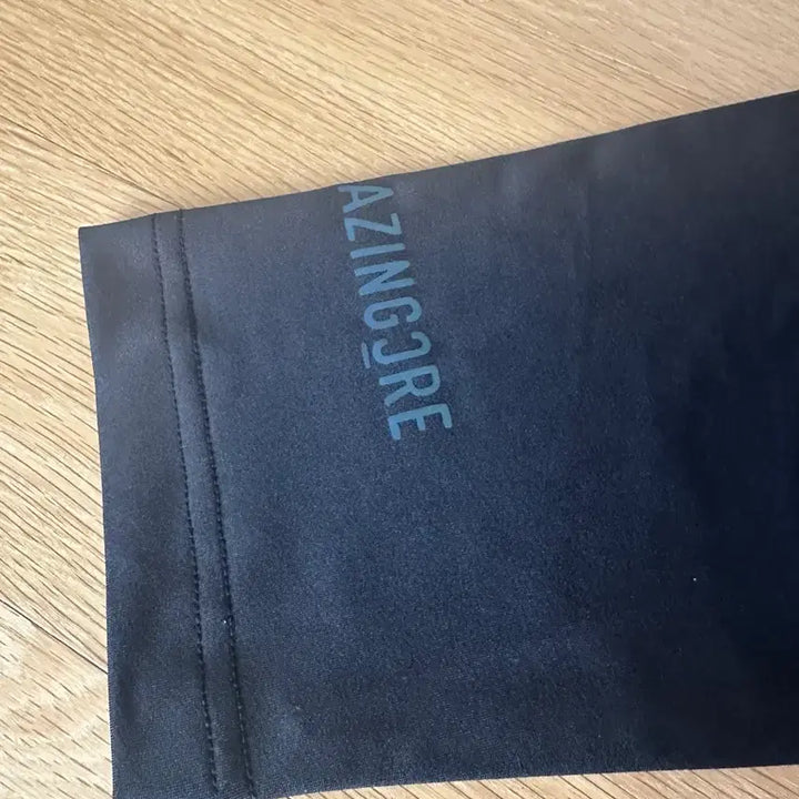 [SOLD OUT] AMAZINGCRE 스컬 프린팅 블랙 긴팔 폴로티