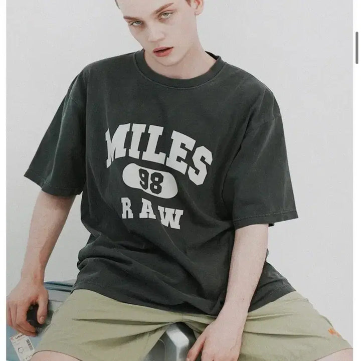 [SOLD OUT] 더마일 반팔티 남녀공용 M사이즈