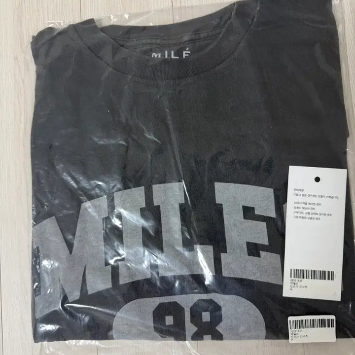 [SOLD OUT] 더마일 반팔티 남녀공용 M사이즈