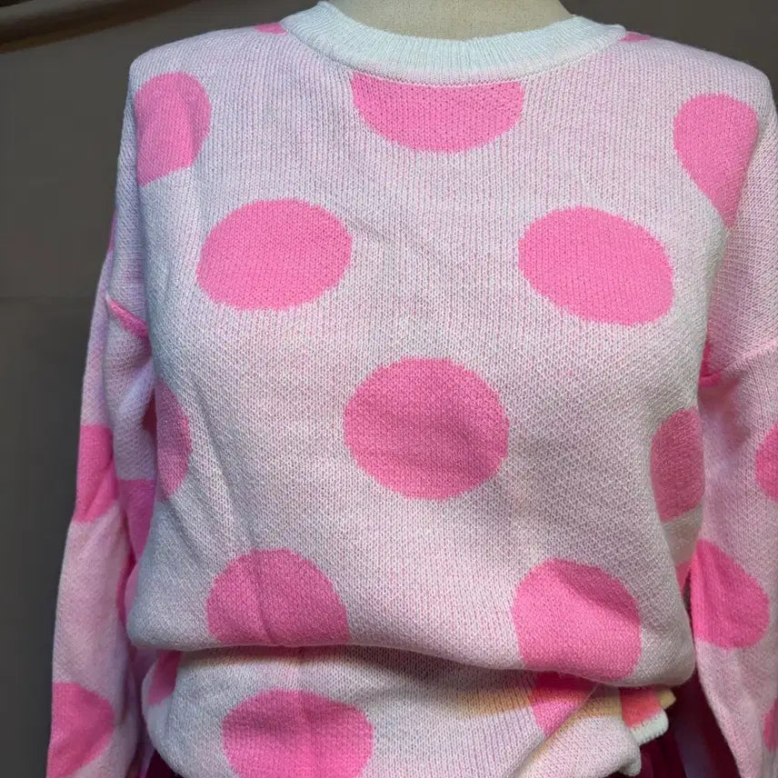[BUNJANG] Pink Polka Dot Knit Sweater / 형광 핑크 땡땡이 고퀄니트
