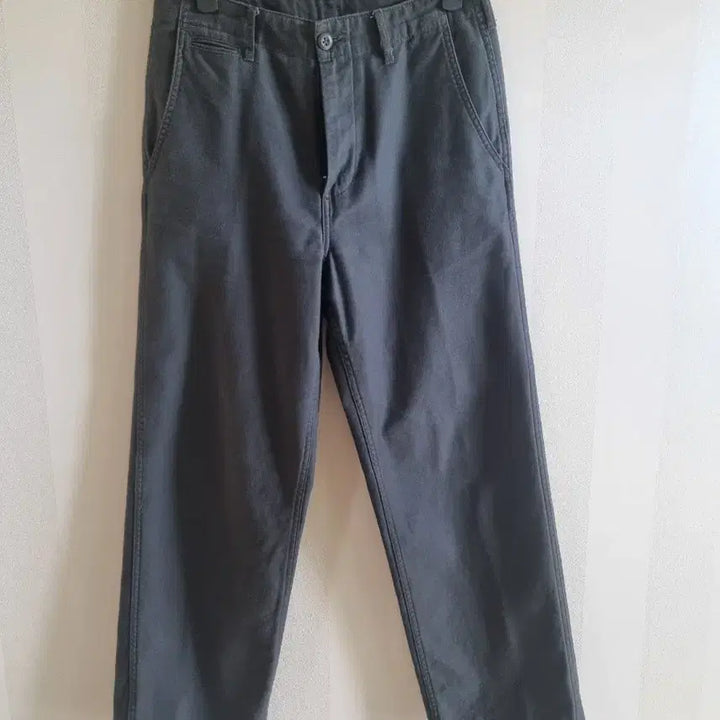 [BUNJANG] Musinsa Standard Officer Pants Dark Gray / 무신사 스탠다드 백 사틴 오피서 팬츠 다크그레이