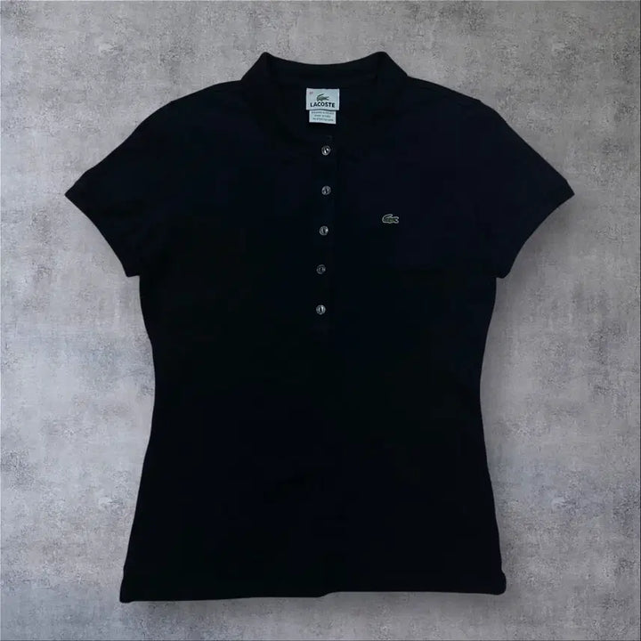 [SOLD OUT] 라코스테 스몰 로고 블랙 미니멀 카라 반팔티