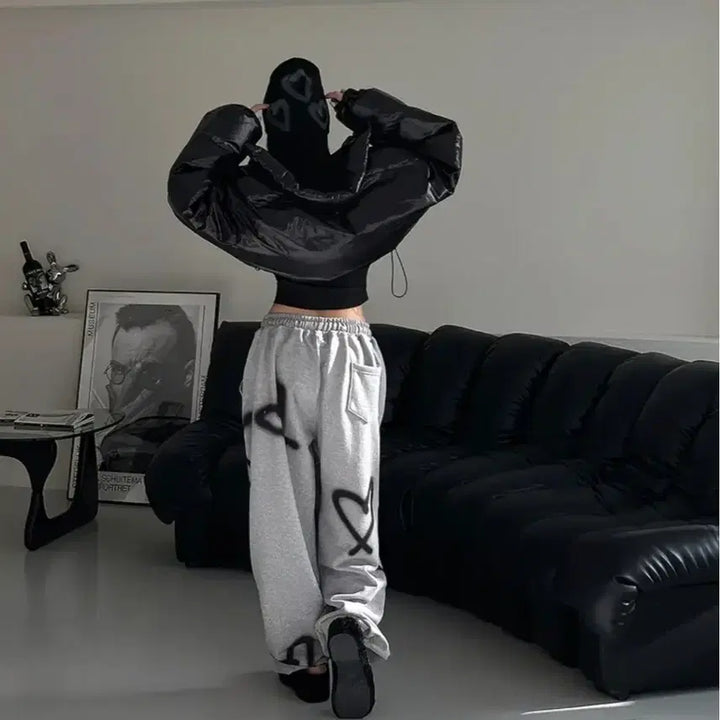 [BUNJANG] Heart Print Gray Training Jogger Pants / 하트 프린팅 회색 트레이닝 조거 팬츠