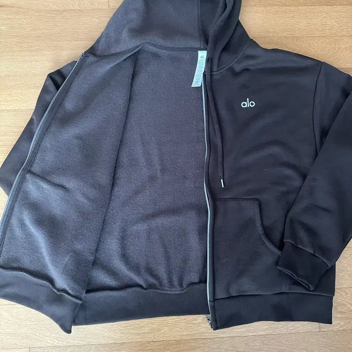[SOLD OUT] ALO 알로 블랙 후드 집업