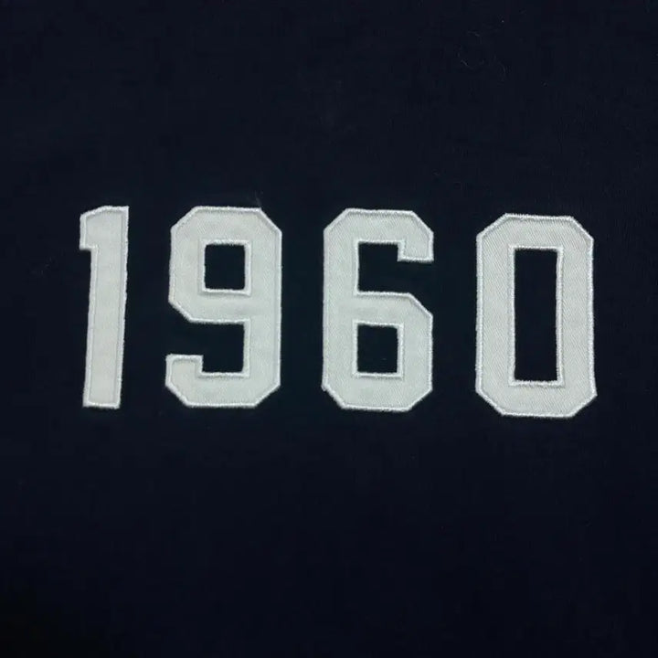 [SOLD OUT] 유니폼 브릿지 1960 로고 네이비 반팔티