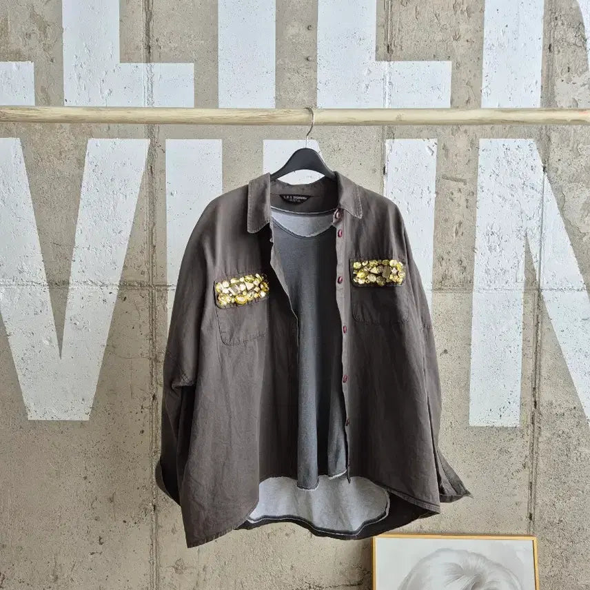 [SOLD OUT] 빈티지 스톤장식 셔츠