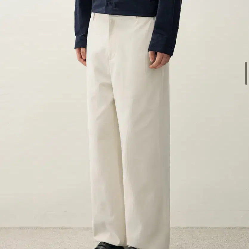 [SOLD OUT] (새상품)(L) [패션플래닛X드로우핏] 세미 와이드 치노 팬츠 IVORY
