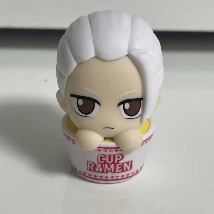 [BUNJANG] Sakamoto Days Shintaro Mini Cup Noodle Figure / 사카모토데이즈 미니컵라면 피규어 씬타로