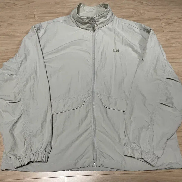 [BUNJANG] Lee Light Gray Windbreaker Jacket / Lee 바람막이 라이트그레이 L