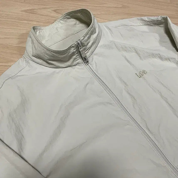 [BUNJANG] Lee Light Gray Windbreaker Jacket / Lee 바람막이 라이트그레이 L