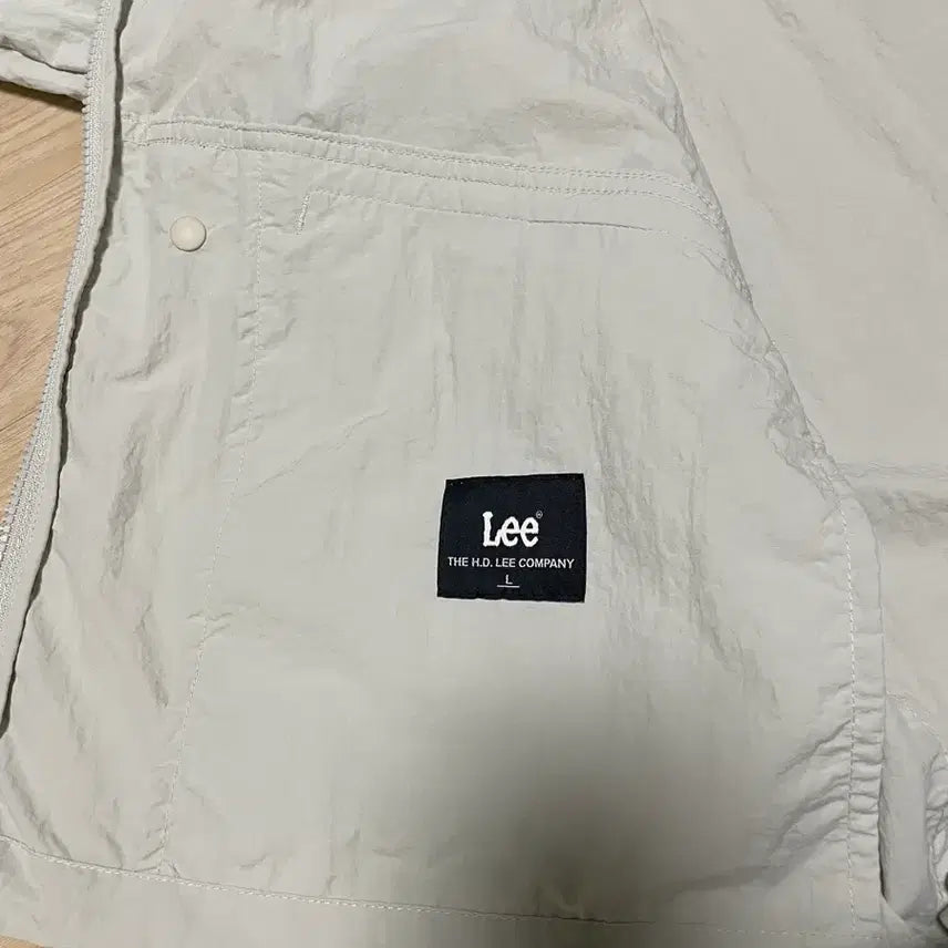 [BUNJANG] Lee Light Gray Windbreaker Jacket / Lee 바람막이 라이트그레이 L