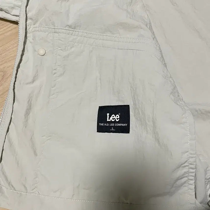 [BUNJANG] Lee Light Gray Windbreaker Jacket / Lee 바람막이 라이트그레이 L