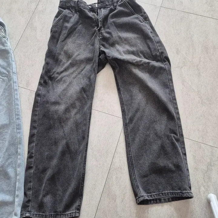 [BUNJANG] Brio Kid Semi-Wide Fit Jeans (2 Pieces) / Brio Kid 브랜드의 세미와이드핏 청바지 2개가격