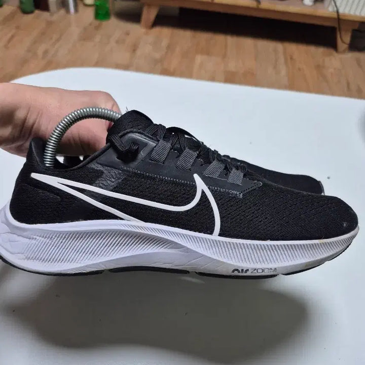 [BUNJANG] Nike Air Zoom Black Sneakers 260 / 나이키 에어 줌 블랙 운동화260