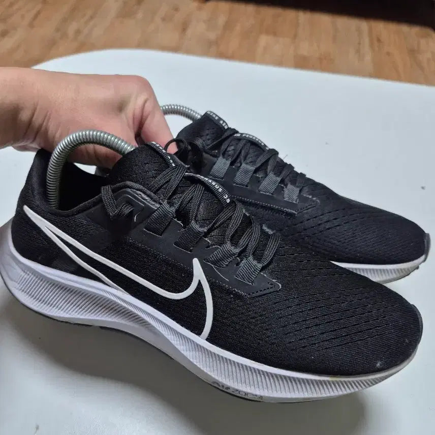 [BUNJANG] Nike Air Zoom Black Sneakers 260 / 나이키 에어 줌 블랙 운동화260