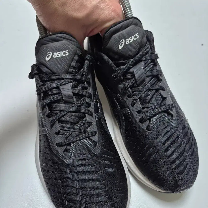 [BUNJANG] Asics Running Shoes Black Women&