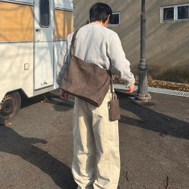 [BUNJANG] Vintage Leather Pocket Shoulder Bag / 빈티지 레더 포켓 숄더백